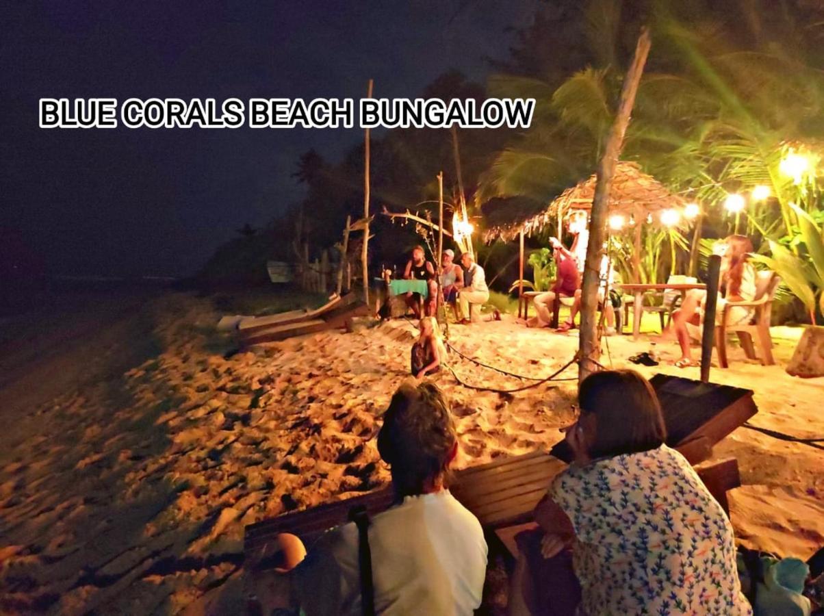 Blue Corals Beach Bungalow มาตารา ภายนอก รูปภาพ