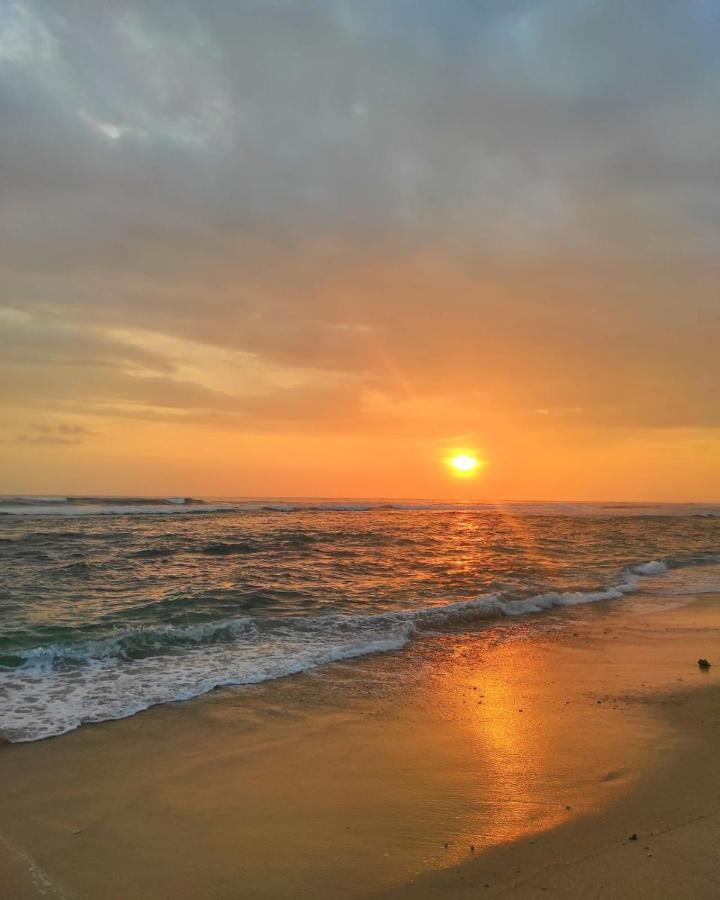 Blue Corals Beach Bungalow มาตารา ภายนอก รูปภาพ