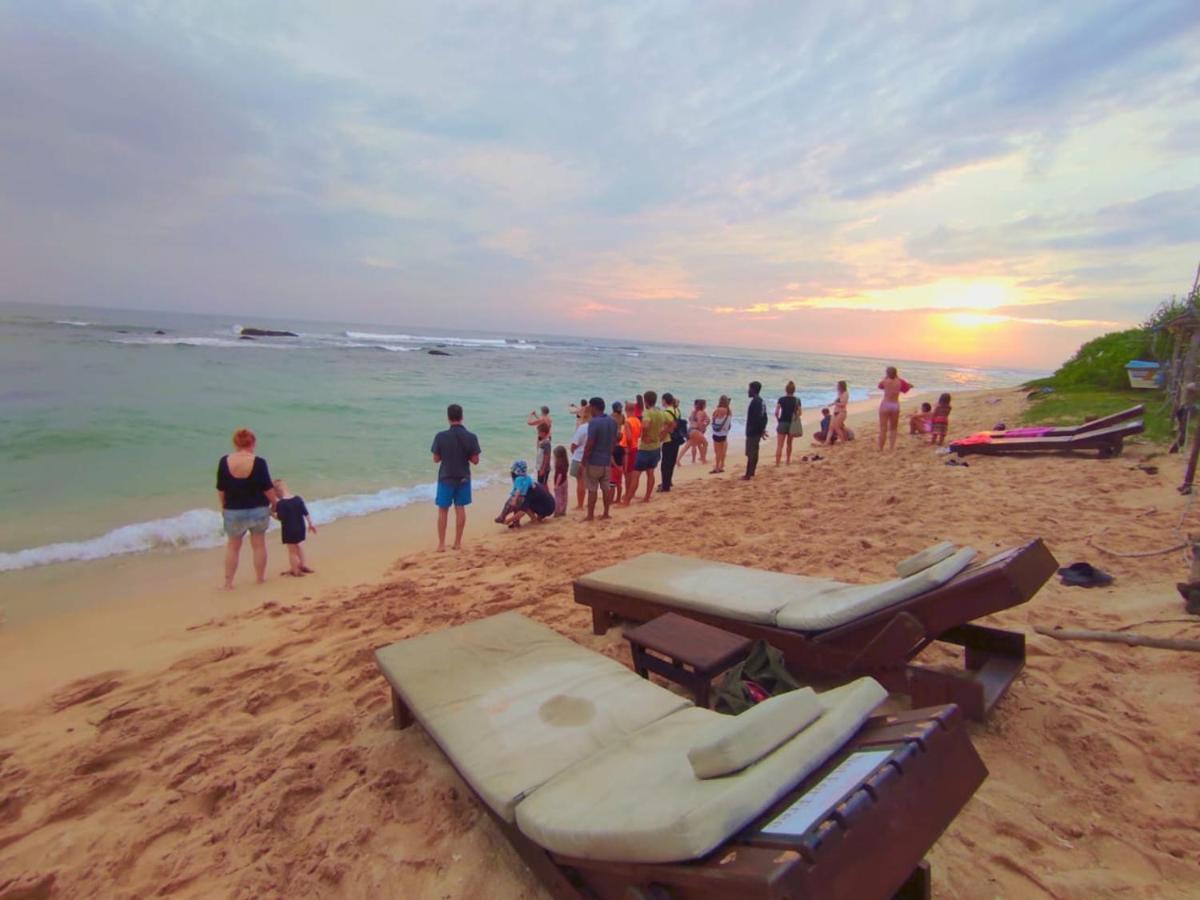 Blue Corals Beach Bungalow มาตารา ภายนอก รูปภาพ