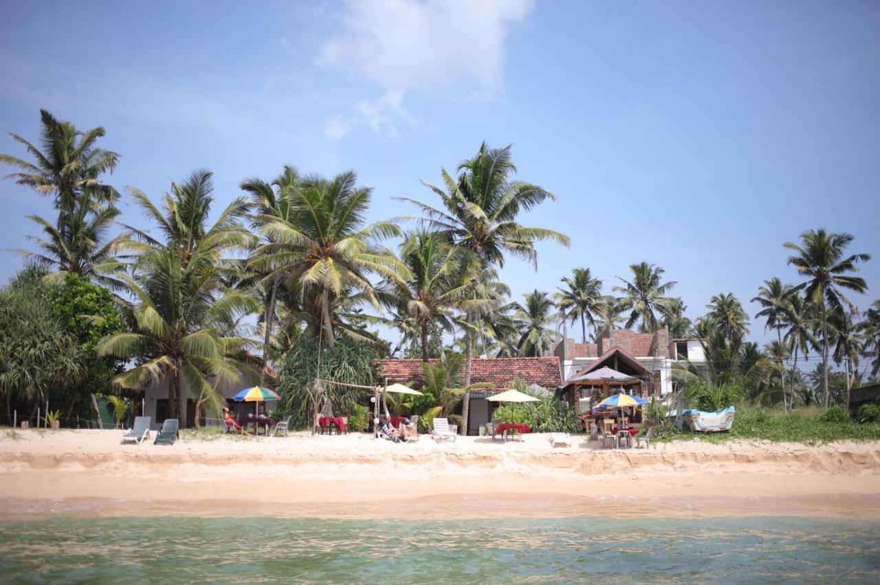 Blue Corals Beach Bungalow มาตารา ภายนอก รูปภาพ